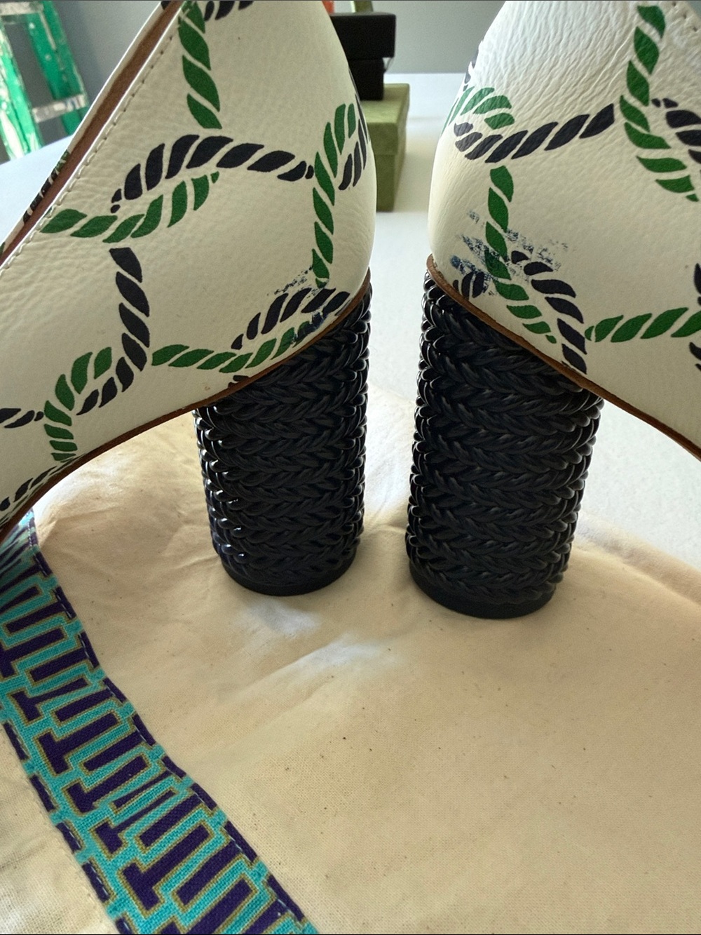 Tory Burch Maritime Nautical Rope-Print Pumps with Green & Black Bow Accent - Picture 10 of 10